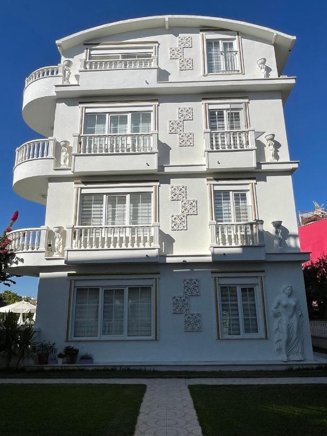 Apartment Belka Golf Luxury Poolside